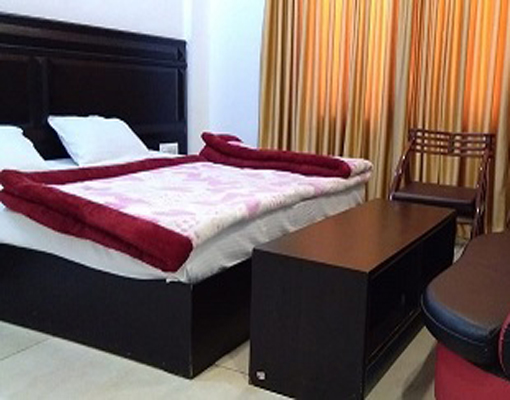 Cheap hotel in najibabad