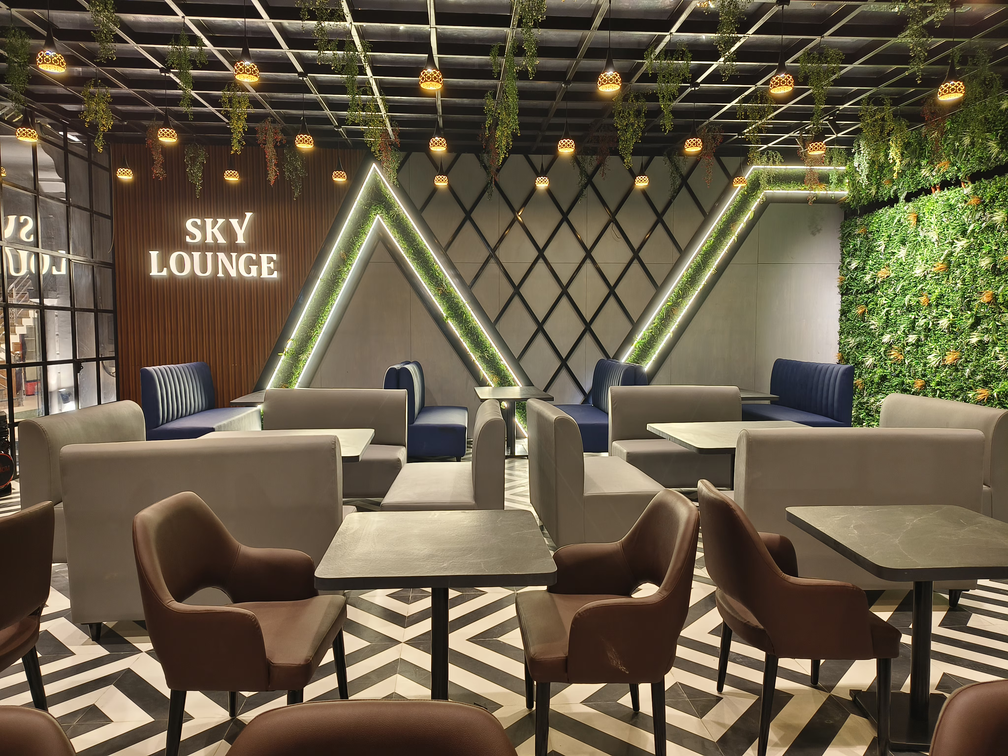 Sky Lounge